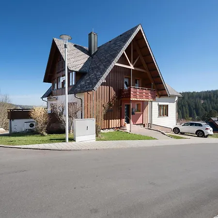 Apartment Haus Hoelltalblick *