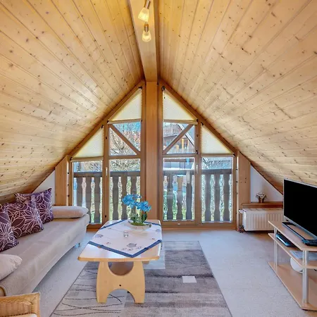 Apartment Haus Hoelltalblick *