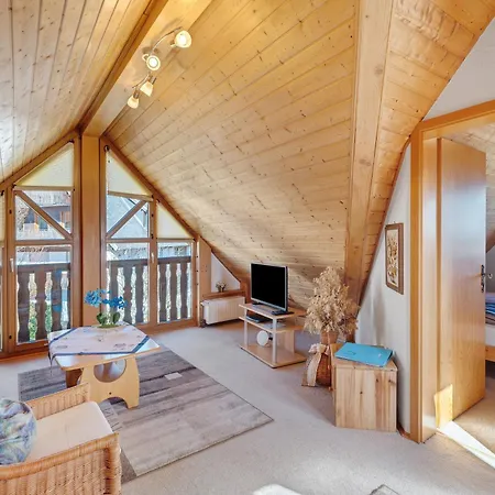 Haus Hoelltalblick *